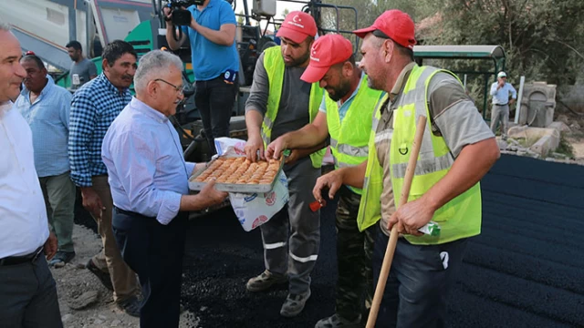 Büyükkılıç'tan Sarıoğlan ve Akkışla Çıkarması