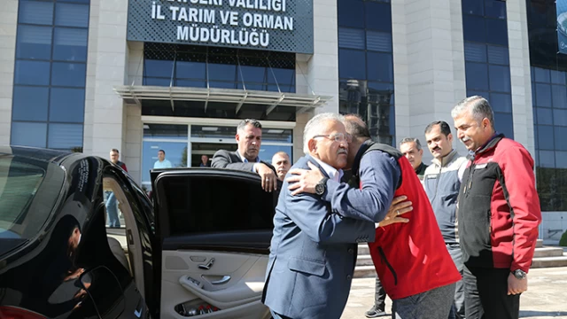 Başkan Büyükkılıç'tan İl Tarım ve Orman Müdürü Saklava ''Hayırlı Olsun'' Ziyareti