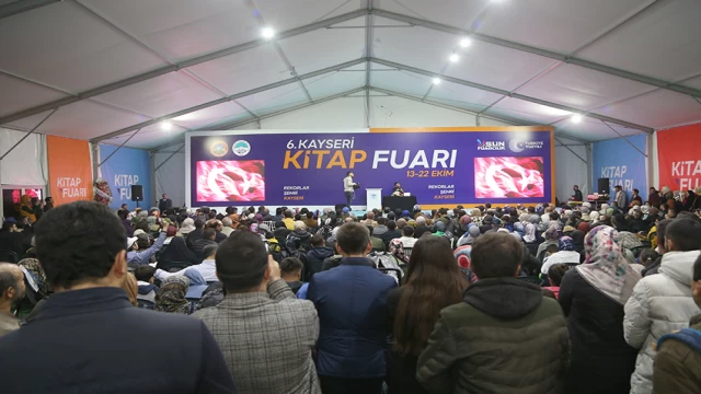 Kayseri Kitap Fuarı'na övgü