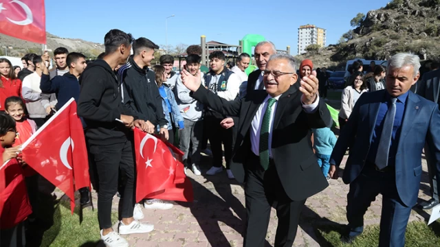 Başkan Büyükkılıç: "İnsanı yaşat ki, devlet yaşasın"