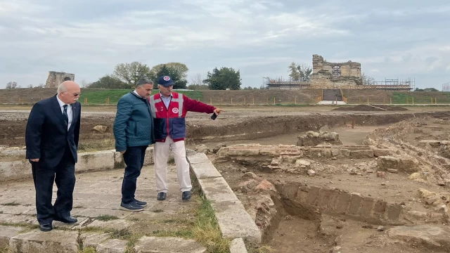 Cabbar'dan Develili Balkan Şehidin kabrine ziyaret