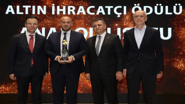 Anadolu Isuzu’ya ihracatta ’altın’ ödül