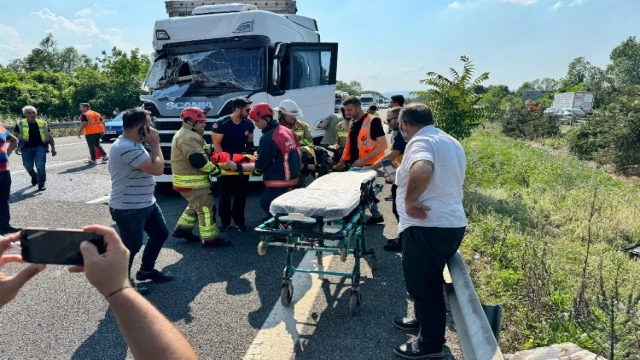 Düzce Anadolu Otoyolu’nda trafik kazası: 5 yaralı