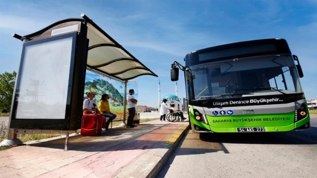 Sakarya Büyükşehir’den YKS öğrencilerine ücretsiz ulaşım