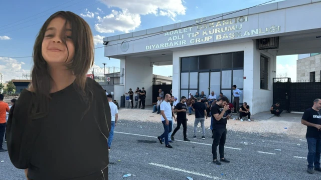 "Adli Tıp Uzmanından Şok Açıklama: İşte Narin Güran'ın Ölümündeki Karanlık Detaylar