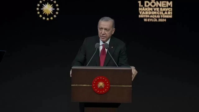 Cumhurbaşkanı Erdoğan: Yargı gücünü adalete bağlılıktan alır