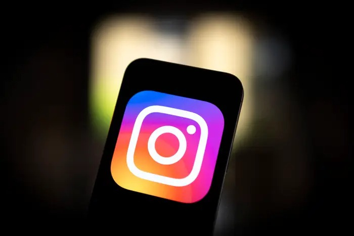 Instagram'da yeni dönem başlıyor: Ebeveynler artık her şeyi görebilecek!