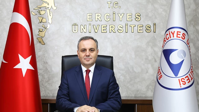 ERÜ Rektörü Prof. Dr. Altun’un, 29 Ekim Cumhuriyet Bayramı Mesajı