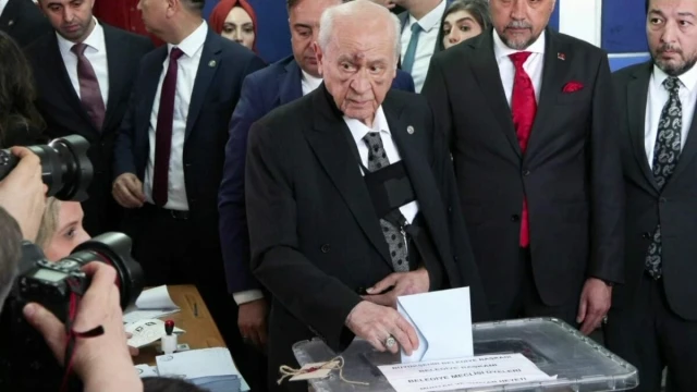 Bahçeli’nin yüzündeki morluklarla ilgili açıklama geldi