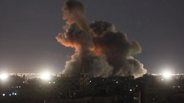 İsrail Ordusu Refah Kenti'ne Saldırdı: Gazze'de Gerilim Artıyor
