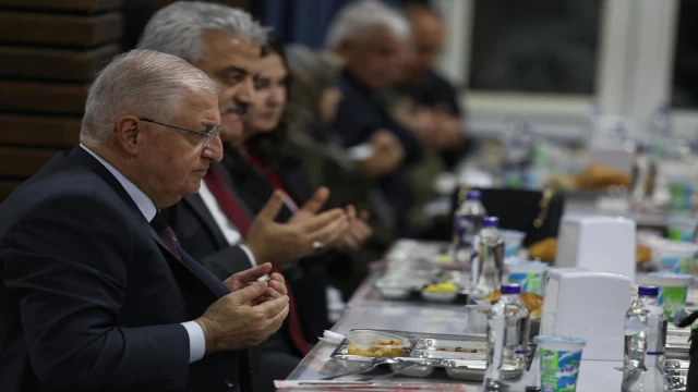 Milli Savunma Bakanı Güler, Şehit Aileleri ve Gazilerle İftar Sofrasında Buluştu