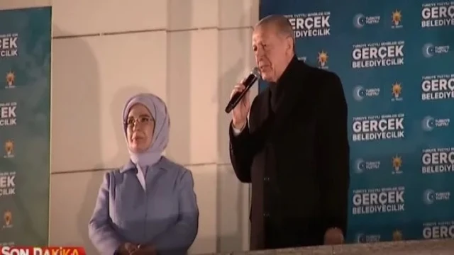 Cumhurbaşkanı Erdoğan Ankara'da halka hitap etti: Özeleştirimizi yapacağız!