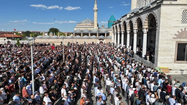 Konya’da Heniyye için gıyabi cenaze namazı