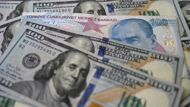 Reuters Açıkladı: Türk Lirasındaki Değer Kaybı Sürecek! Dolar Yıl Sonunda Ne Kadar Olacak?